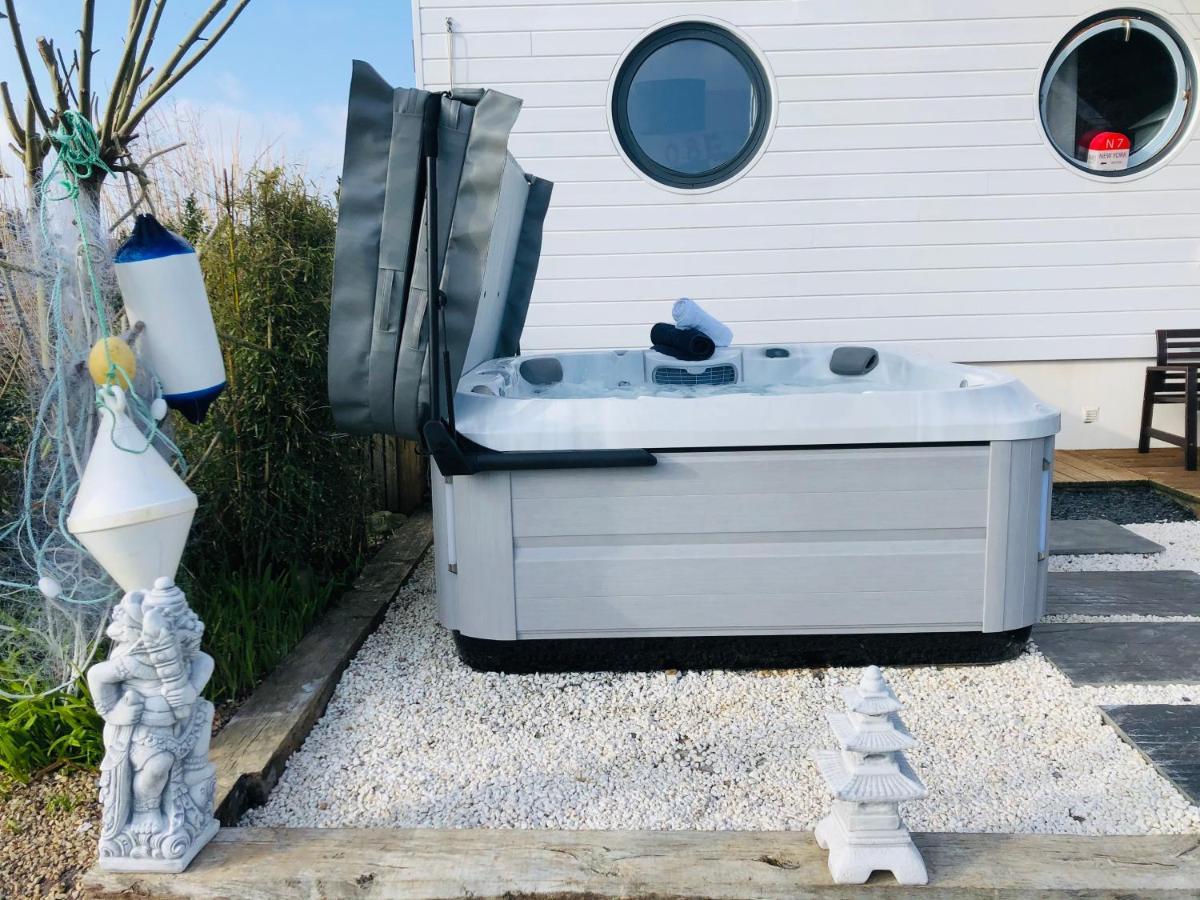 La Maison Bateau Au Bord De Mer Guissény Exterior foto